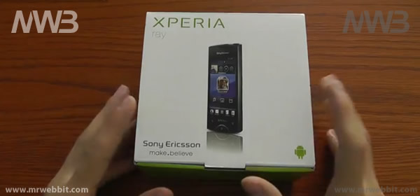 contenuto della confezione di vendita di Sony Ericsson Xperia Ray
