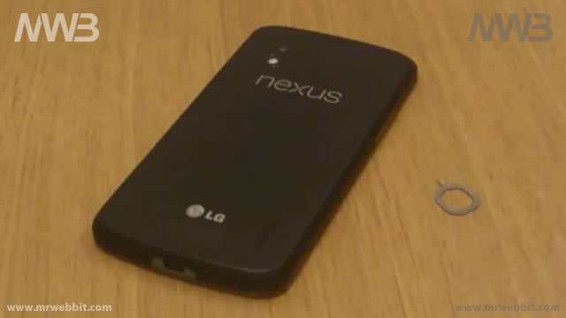 come inserire la sim dentro nexus 4 senza romperlo