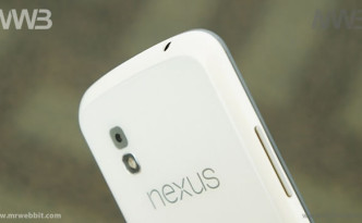 nexus 4 bianco da LG le prime immagini e video