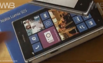 Nokia Lumia 925 contenuto della confezione